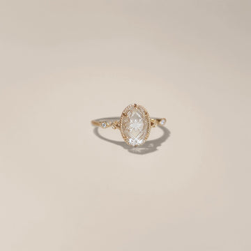 Mirror Fountain: Elegance White Crystal Rose Ring Women Gift